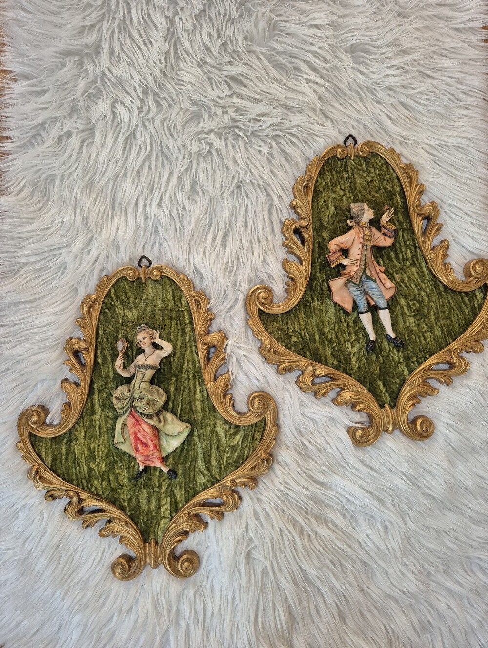 Vintage-Style Green Velvet and Gold Wall Plaques (Pair)